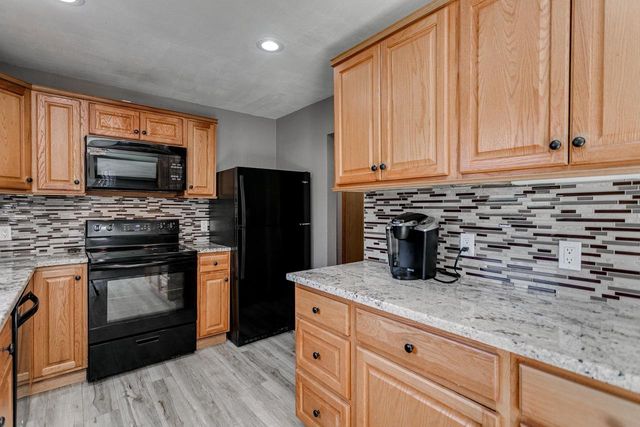 1805 E MARQUETTE STREET, Appleton, WI 54911