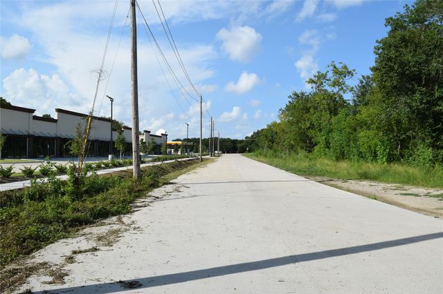 2304 Old Road, Friendswood, TX 77546