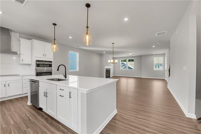 660 Devon Alley, Acworth, GA 30102