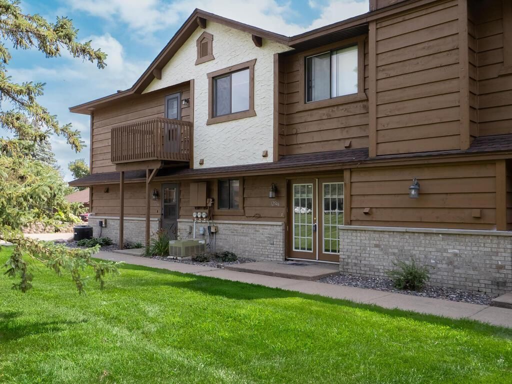 12546 Alder Street NW, Coon Rapids, MN 55448