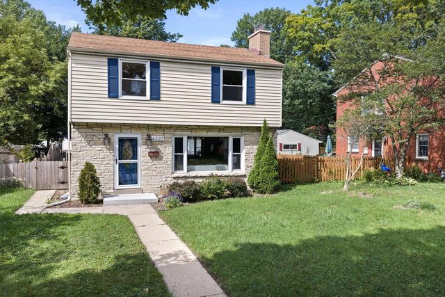 4227 N Olsen AVENUE, Shorewood, WI 53211