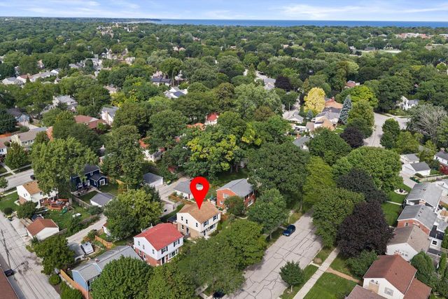 4227 N Olsen AVENUE, Shorewood, WI 53211