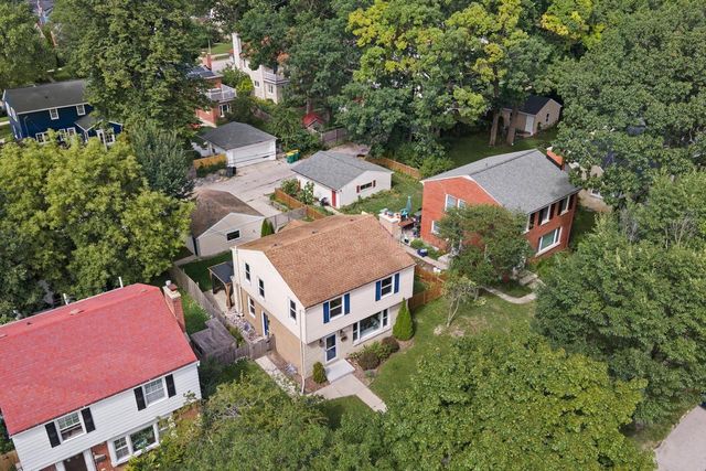 4227 N Olsen AVENUE, Shorewood, WI 53211
