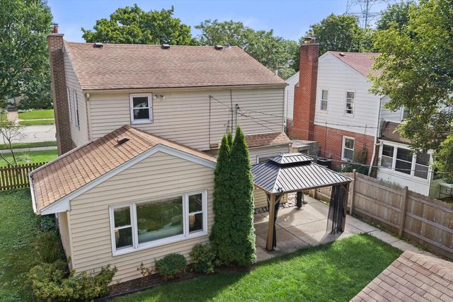 4227 N Olsen AVENUE, Shorewood, WI 53211