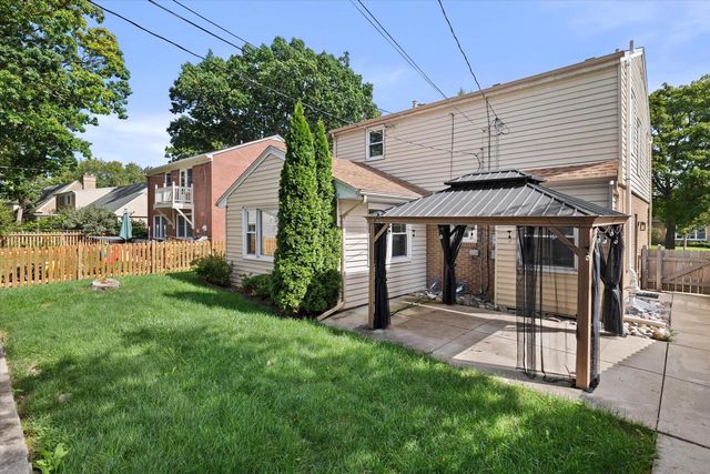 4227 N Olsen AVENUE, Shorewood, WI 53211