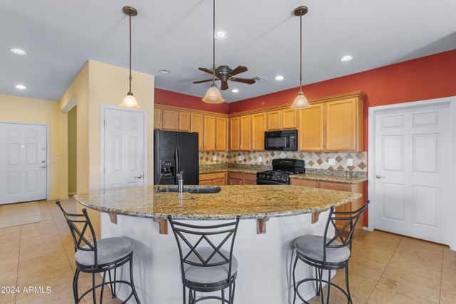 42609 W MILKY Way, Maricopa, AZ 85138