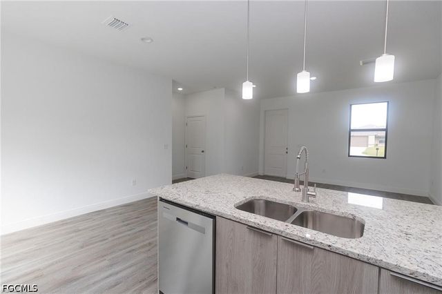 1476 Rugby LN, Labelle, FL 33935