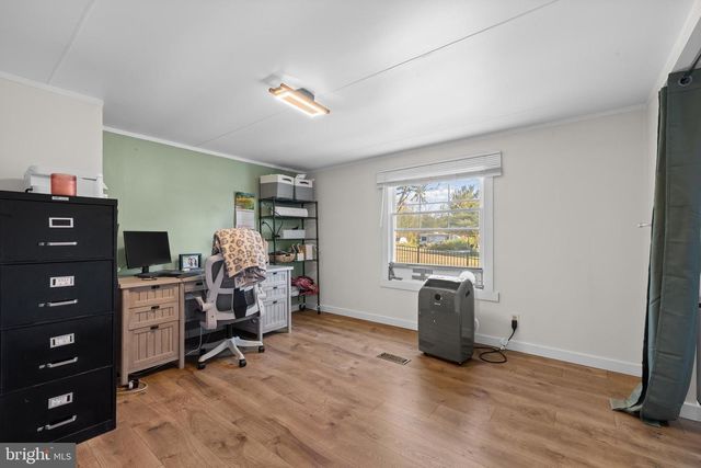 1330 N SANATOGA RD, Pottstown, PA 19464