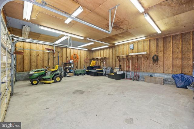 1330 N SANATOGA RD, Pottstown, PA 19464