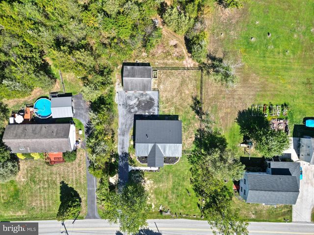 1330 N SANATOGA RD, Pottstown, PA 19464