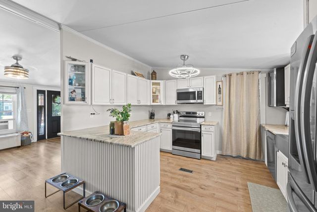 1330 N SANATOGA RD, Pottstown, PA 19464