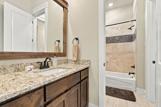 420 Dove Meadow Trail, Waxahachie, TX 75167