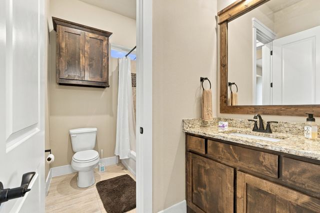 420 Dove Meadow Trail, Waxahachie, TX 75167