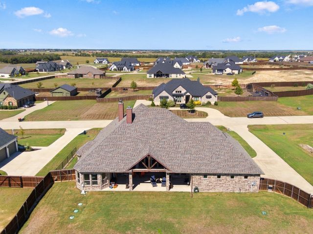 420 Dove Meadow Trail, Waxahachie, TX 75167