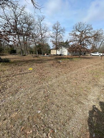 26113 Tyler Park, Bedias, TX 77831