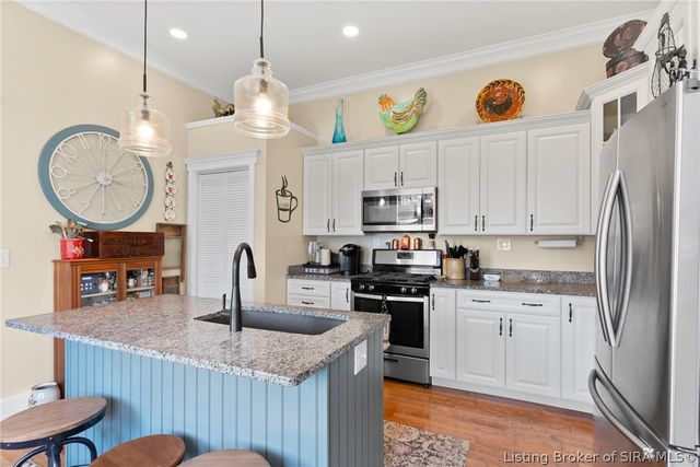 117-119 St. Michaels Avenue, Madison, IN 47250