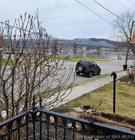 117-119 St. Michaels Avenue, Madison, IN 47250