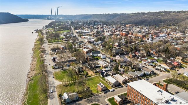 117-119 St. Michaels Avenue, Madison, IN 47250