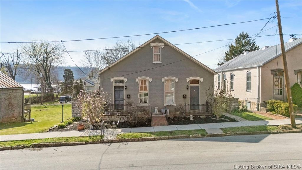 117-119 St. Michaels Avenue, Madison, IN 47250