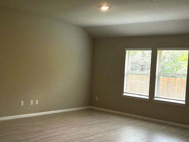 333 Wildrose Circle, Cleburne, TX 76033