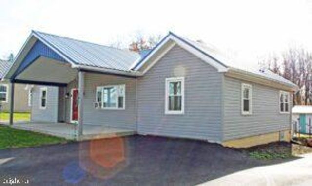 141 NOTTINGHAM RD, Nottingham, PA 19362