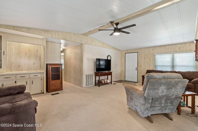 2519 Independence Lane, St. Cloud, FL 34772