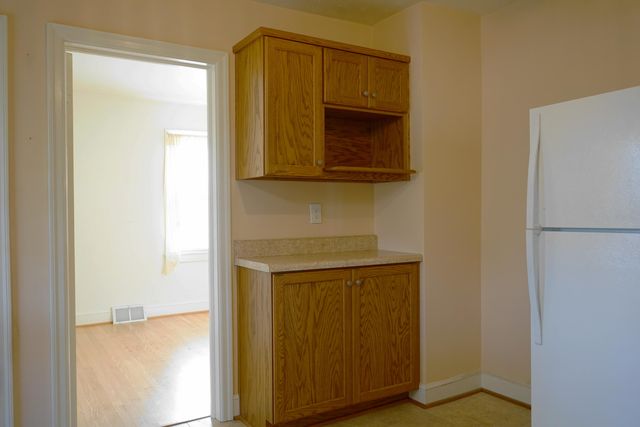 3652 Martinell AVE, Roanoke, VA 24018