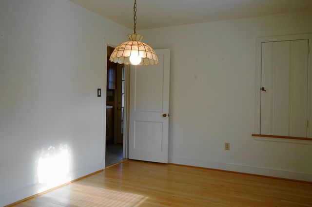 3652 Martinell AVE, Roanoke, VA 24018