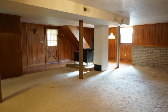 3652 Martinell AVE, Roanoke, VA 24018