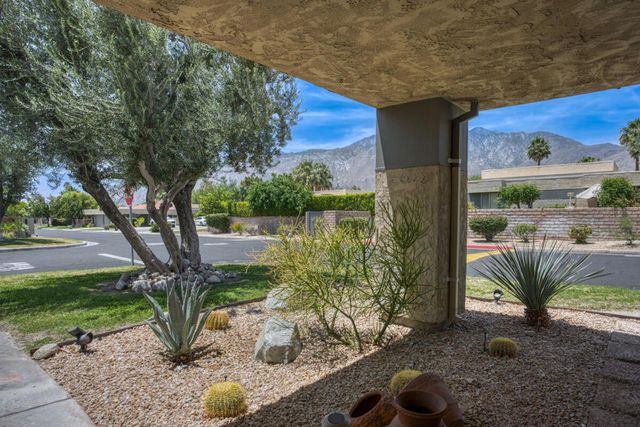 1190 Sunflower Lane, Palm Springs, CA 92262