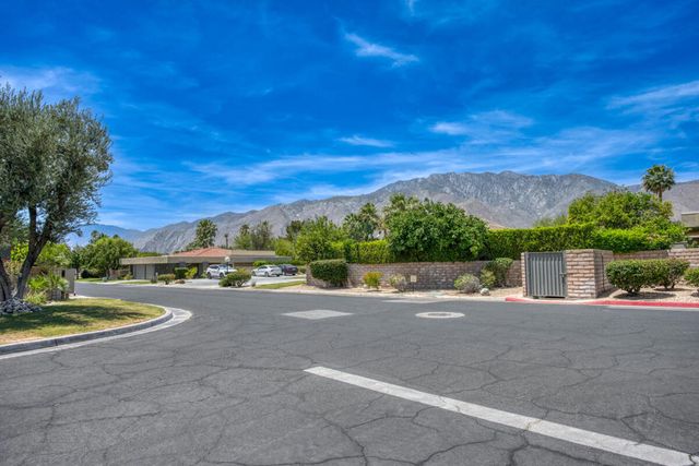 1190 Sunflower Lane, Palm Springs, CA 92262