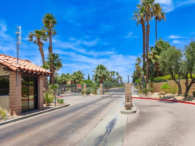 1190 Sunflower Lane, Palm Springs, CA 92262