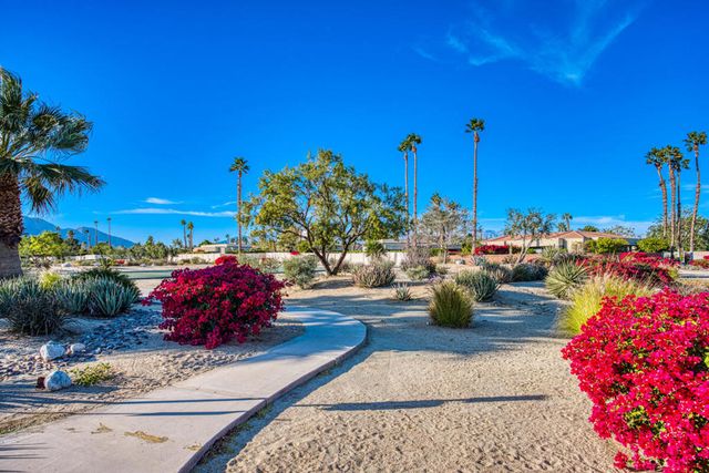 1190 Sunflower Lane, Palm Springs, CA 92262