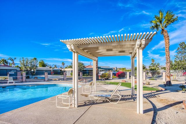 1190 Sunflower Lane, Palm Springs, CA 92262