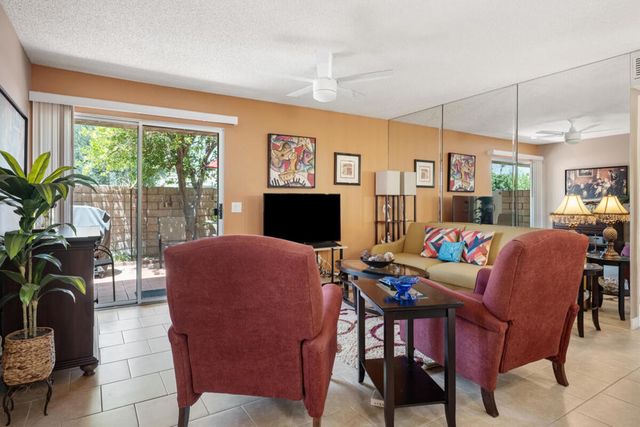 1190 Sunflower Lane, Palm Springs, CA 92262