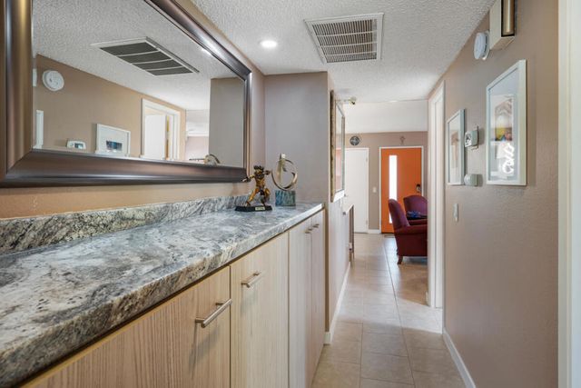 1190 Sunflower Lane, Palm Springs, CA 92262
