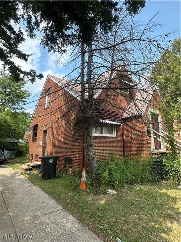 16909 Harvard Avenue, Cleveland, OH 44128