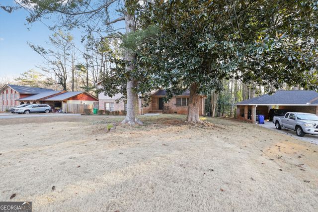 1201 Hunters Glen Drive, Stone Mountain, GA 30083