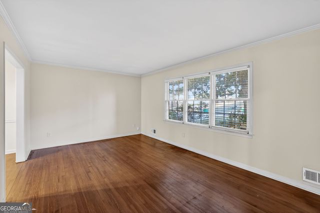 1201 Hunters Glen Drive, Stone Mountain, GA 30083