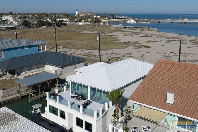 702 Adams, Port Isabel, TX 78578