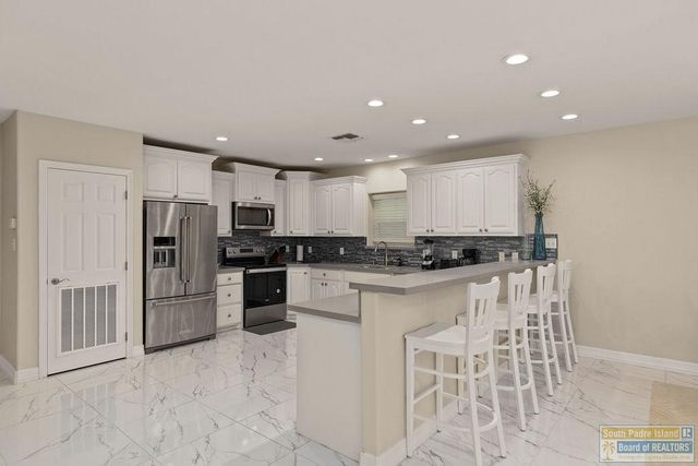 702 Adams, Port Isabel, TX 78578