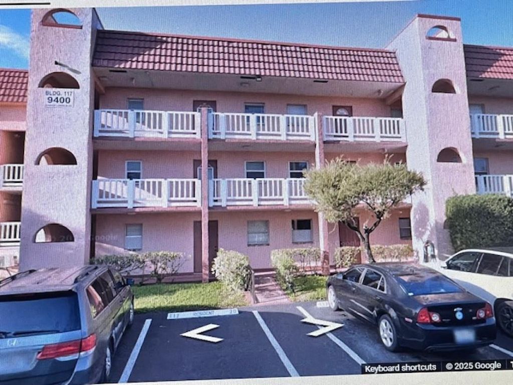 9400 Sunrise Lakes Blvd 107, Sunrise, FL 33322