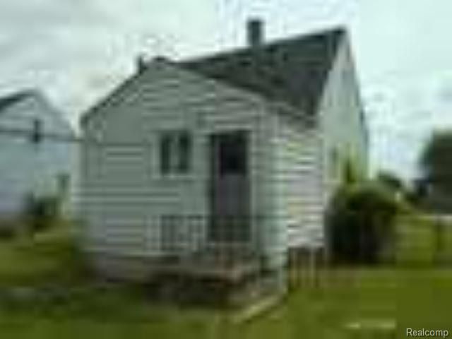 25627 Paige Street, Roseville, MI 48066