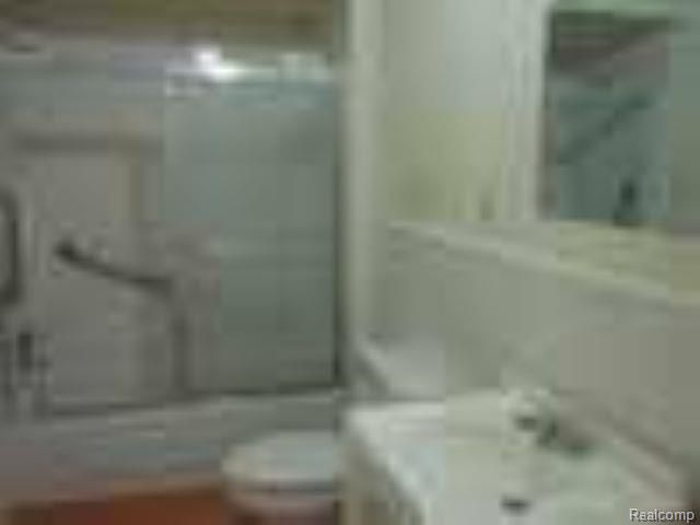 25627 Paige Street, Roseville, MI 48066