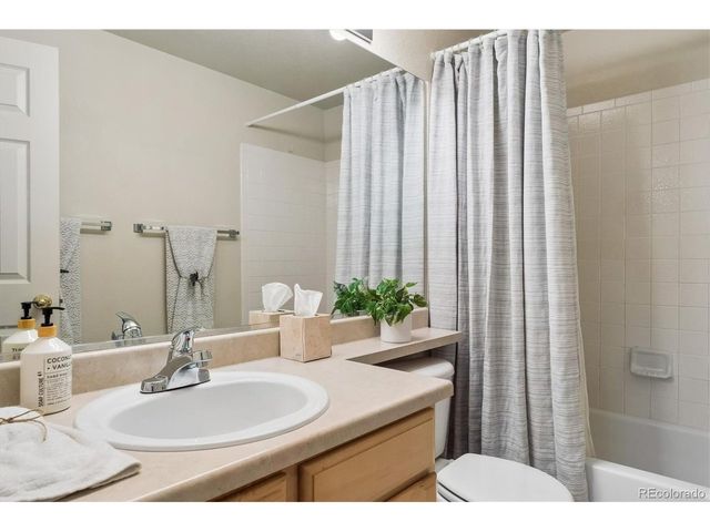 5150 S Wenatchee St, Aurora, CO 80015