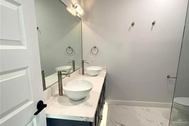 539 Hunter Drive, Alamo, TX 78516