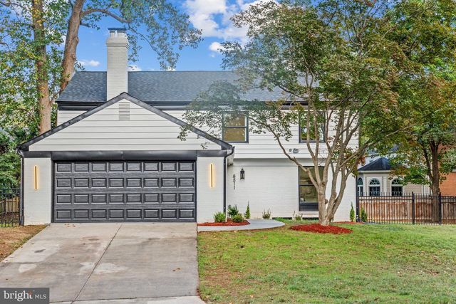 8511 HUNTER CREEK TRL, Rockville, MD 20854