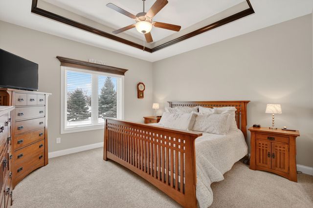 9124 Canyon Street, West Des Moines, IA 50266