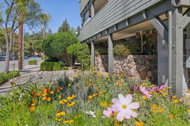 1544 San Antonio Street, Menlo Park, CA 94025
