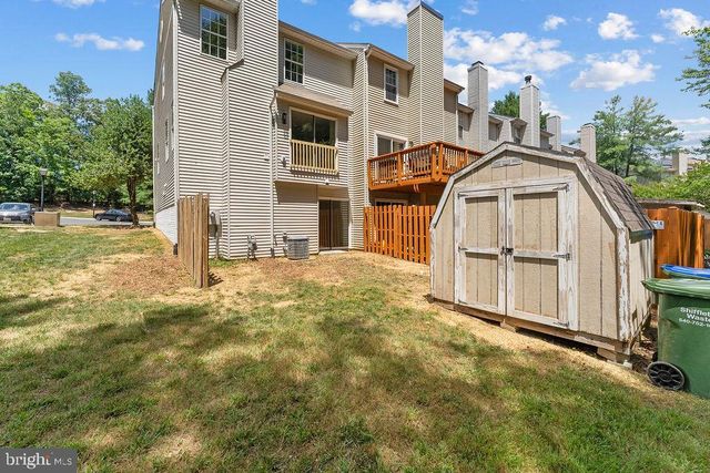 311 CROSSING RD, Fredericksburg, VA 22406